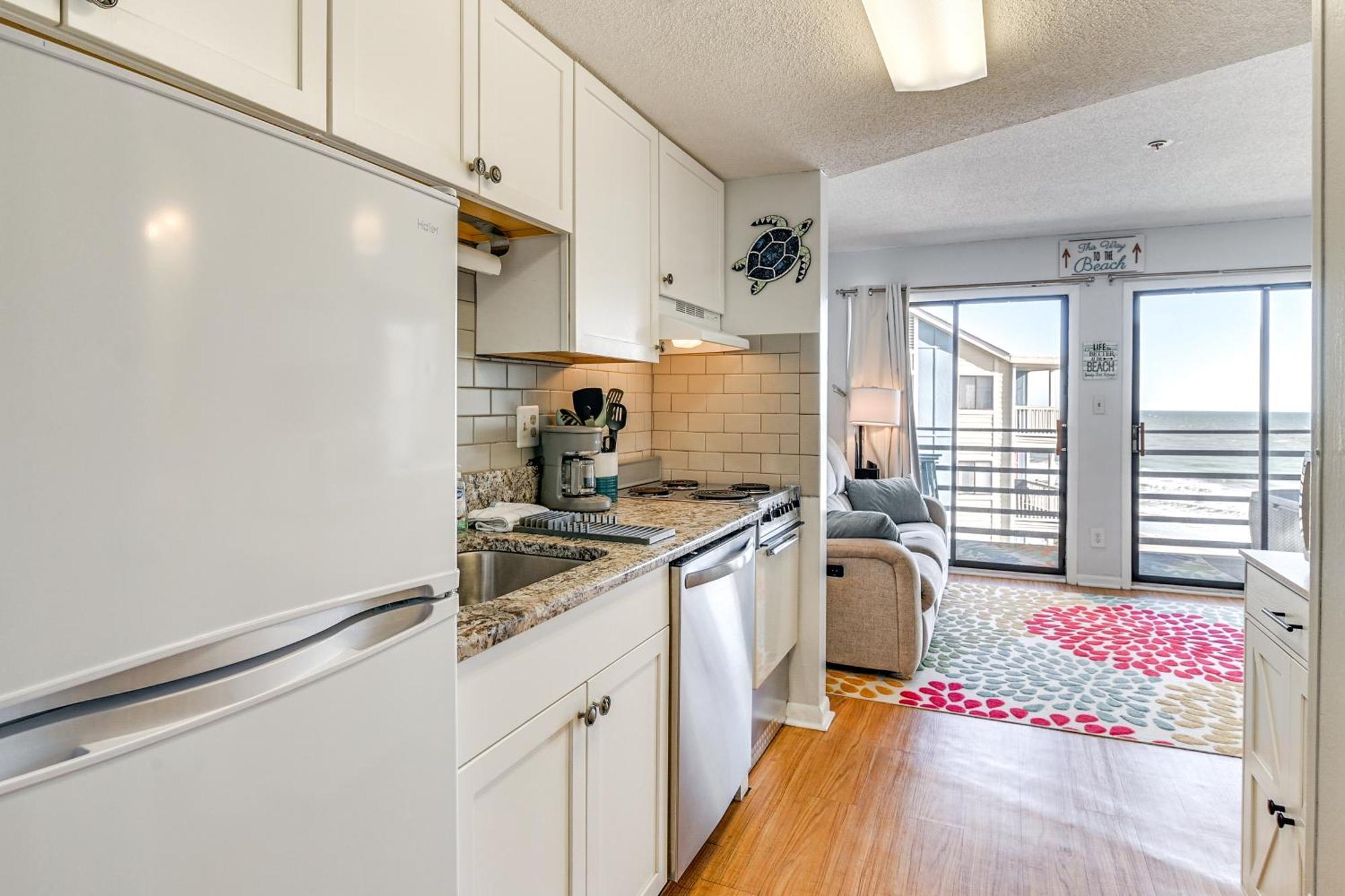 Cozy Beachfront Condo With Wifi, Views And Pool Access Миртъл Бийч Екстериор снимка